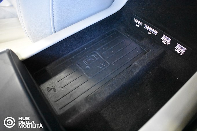 AUDI A6 40 2.0 TDI quattro ultra S tronic Business Sport